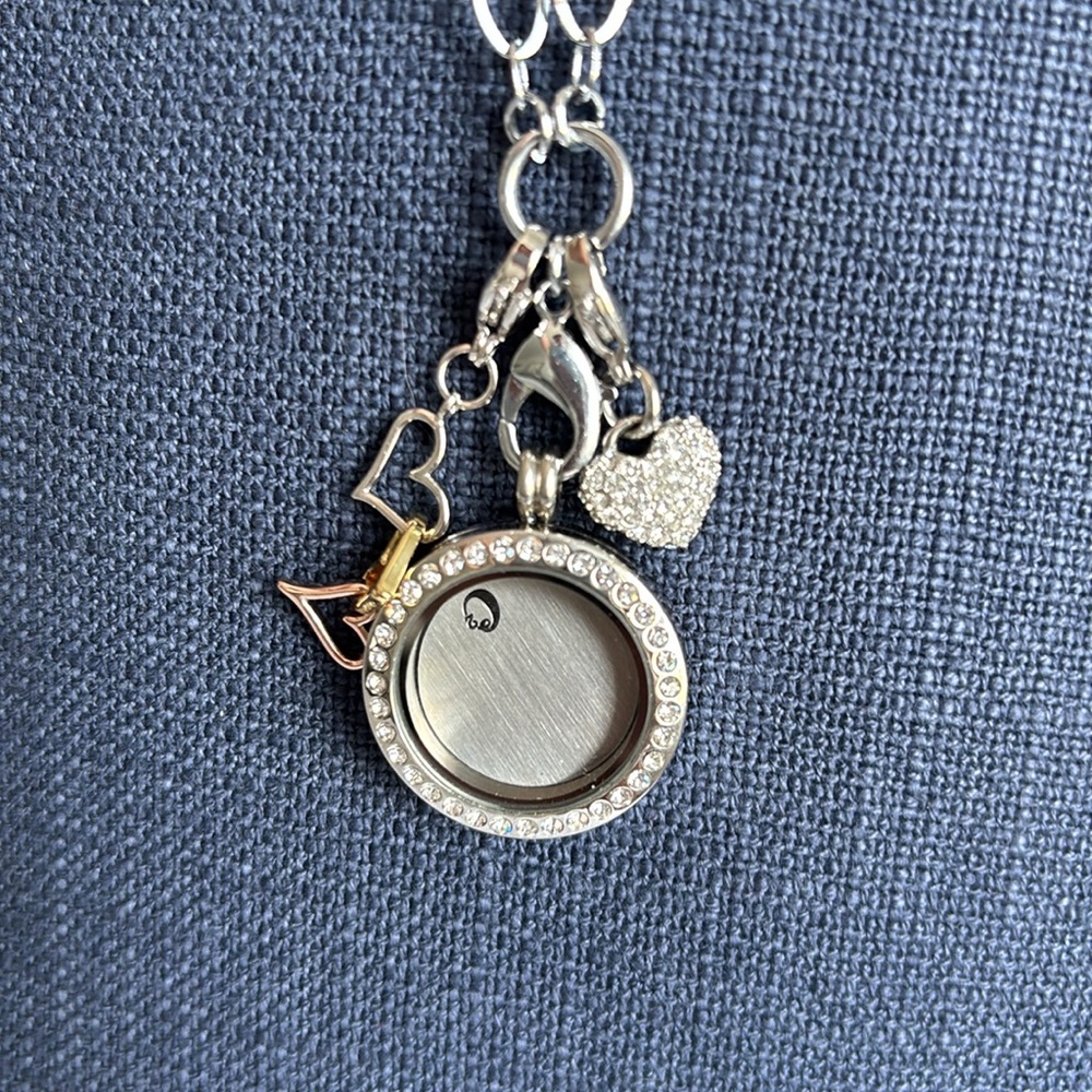 Origami Owl Medium Crystal Living Locket With Chain and Dangle Charms - Picture 2 of 4
